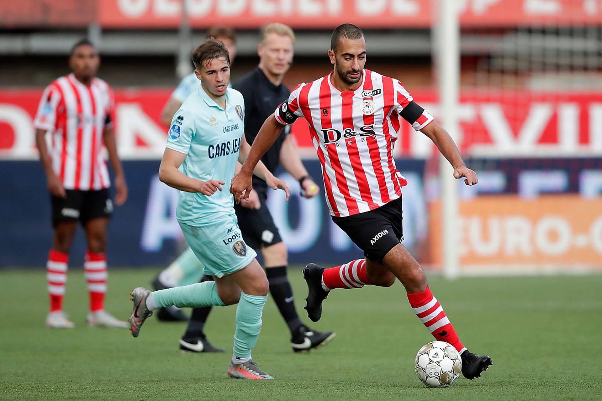 无论是控球 无论是控球