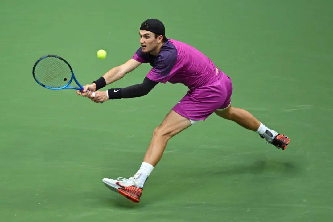 国队的冲冠 国队的冲冠